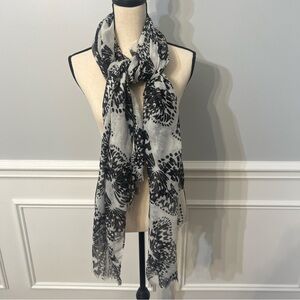 Lightweight Spring/Summer Butterfly Floral Black And White Scarf